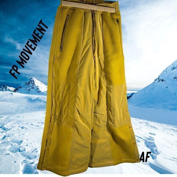 FP MOVEMENT GAME-TIME PANTS MUSTARD NEW XS - Picture 6 of 7